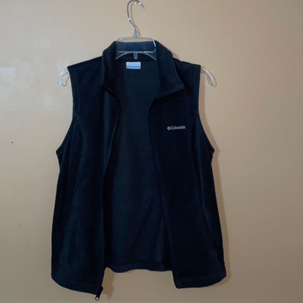 Columbia vest